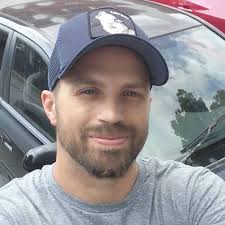 <em>Mark T. - London, UK</em>